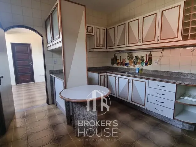 Casa com 300m² 6 quartos e 6 banheiros, à venda, no bairro Consolação em Vitória
