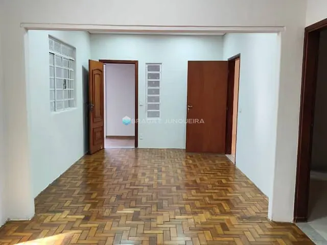 Casa com 286m², para alugar, no bairro Jardim Novo Aeroporto em São José do Rio Preto