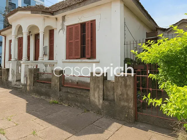 Casa com 308m² 4 quartos e 2 banheiros, à venda, no bairro Vila Rosa em Novo Hamburgo