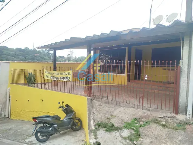 Casa 3 quartos e 1 banheiro, à venda, no bairro Centro (Mailasqui) em São Roque