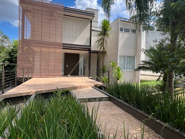 Casa com 1100m² 4 quartos e 6 banheiros, à venda, no bairro Tamboré em Santana de Parnaíba