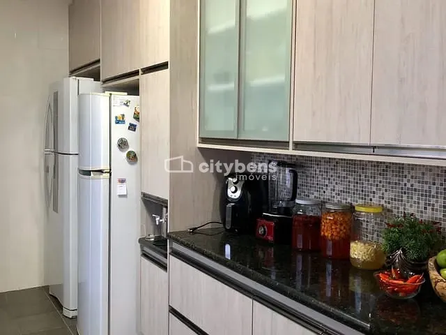 Casa 4 quartos e 4 banheiros, à venda, no bairro Vila Carvalho em Araçatuba