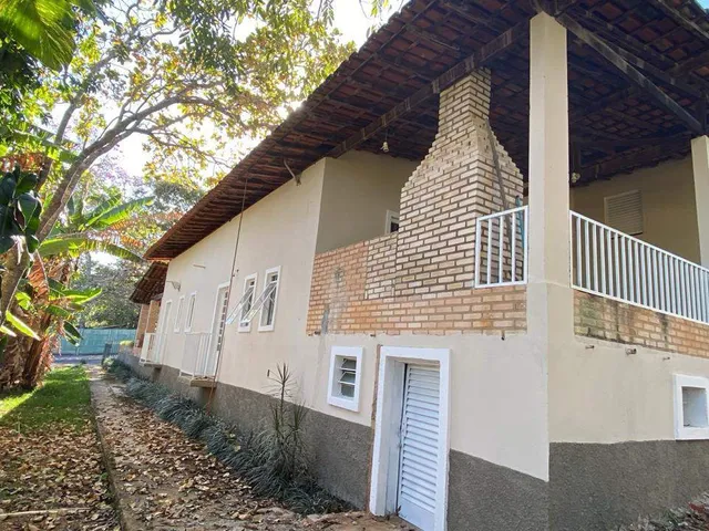 Casa 3 quartos e 5 banheiros, à venda, no bairro Setor Habitacional Jardim Botânico em Brasília