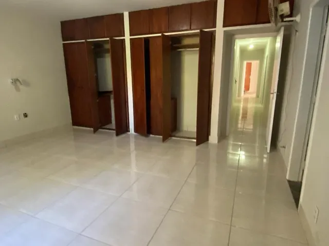 Casa 3 quartos e 5 banheiros, à venda, no bairro Setor Habitacional Jardim Botânico em Brasília