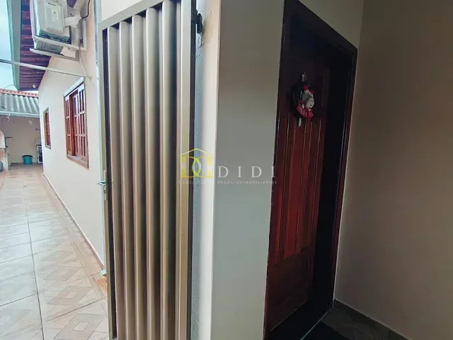 Casa 2 quartos e 2 banheiros, à venda, no bairro Jardim Esplanada em Porto Feliz