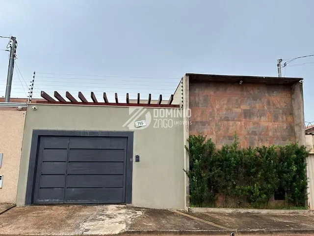 Casa com 200m² 2 quartos e 2 banheiros, à venda, no bairro Jardim Espanha em Uberaba