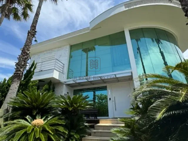 Casa com 515m² 7 quartos e 6 banheiros, à venda, no bairro Jurerê Internacional em Florianópolis