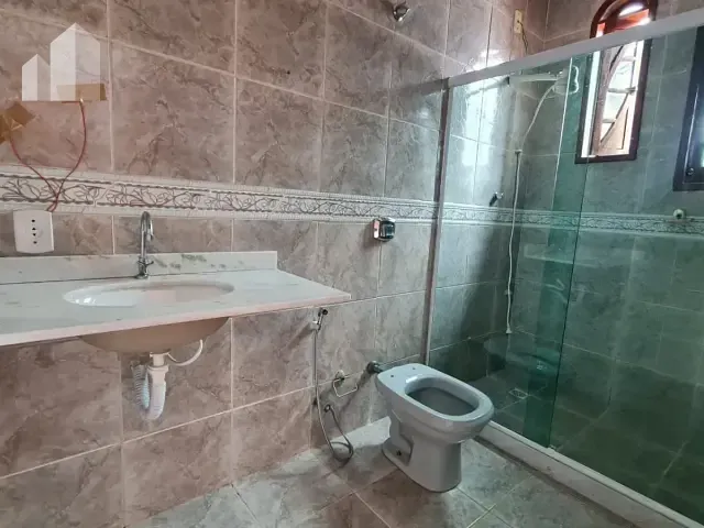 Casa com 142m² 2 quartos e 3 banheiros, à venda, no bairro Cosmorama em Mesquita