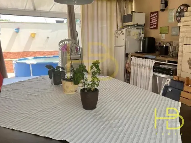 Casa 3 quartos e 2 banheiros, à venda, no bairro Boa Vista em Sorocaba