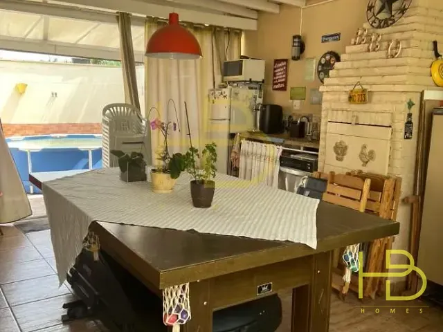 Casa 3 quartos e 2 banheiros, à venda, no bairro Boa Vista em Sorocaba