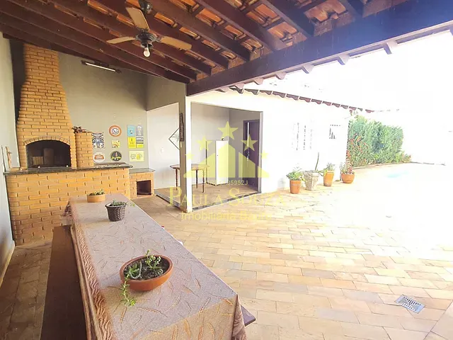 Casa com 599m² 3 quartos e 3 banheiros, à venda, no bairro Jardim Márcia I em Agudos
