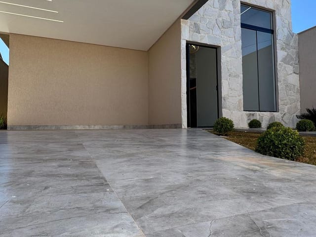 Casa com 300m² 3 quartos e 4 banheiros, à venda, no bairro Vila Finsocial em Goiânia