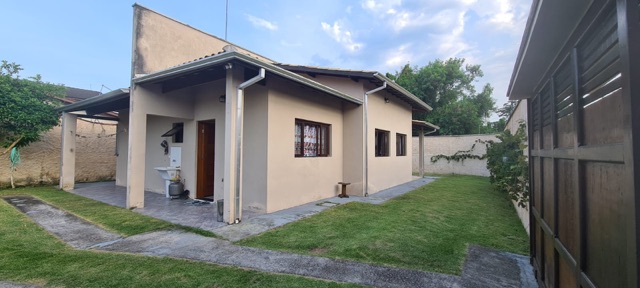 Foto do Casa - Casa à venda, a 100 m da orla do praia Aruan, com 378m2 de terreno e 86m2 de construção, em Caraguatatuba, litoral norte deSP | Innova Imobiliária