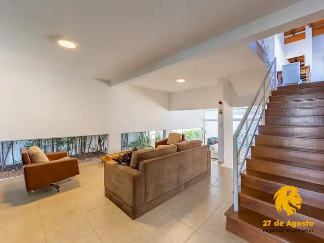 Casa com 300m² 3 quartos e 4 banheiros, à venda, no bairro Betel em Paulínia