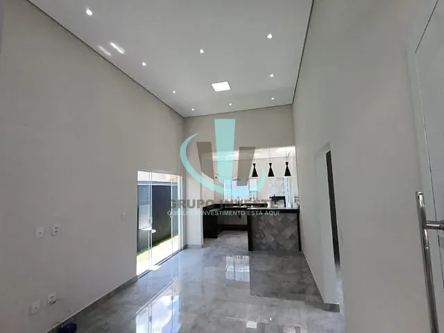 Casa com 200m² 3 quartos e 3 banheiros, à venda, no bairro Jardim Marialice em Araraquara