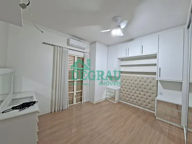 Casa 4 quartos e 4 banheiros, à venda, no bairro Centro em Itapeva