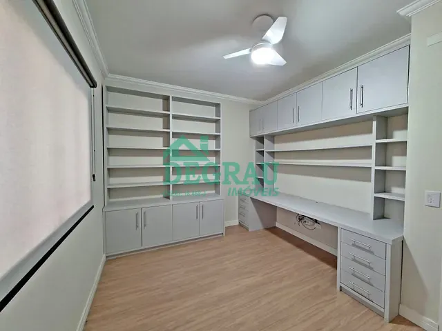 Casa 4 quartos e 4 banheiros, à venda, no bairro Centro em Itapeva