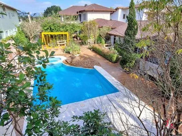 Casa 5 quartos e 8 banheiros, à venda, no bairro Bougainville Residencial V em Peruíbe