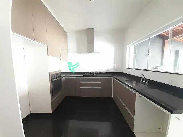 Casa 2 quartos e 2 banheiros, à venda, no bairro Indianópolis em São Paulo