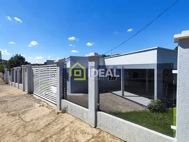 Casa 4 quartos e 2 banheiros, à venda, no bairro Guilherme Reich em Concórdia