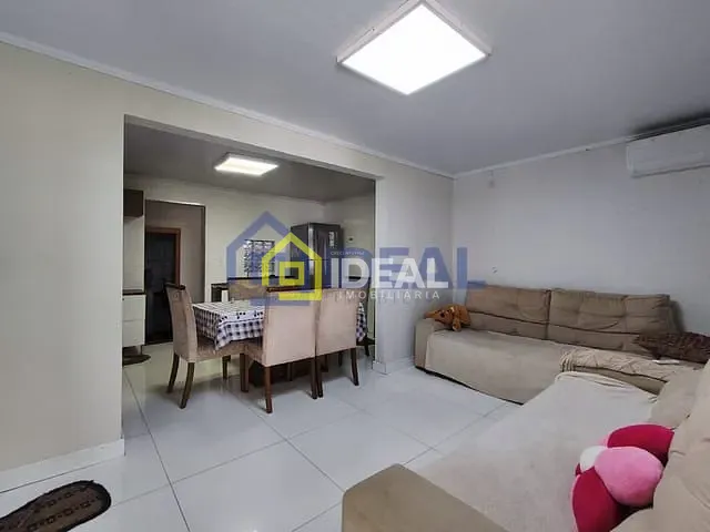 Casa 4 quartos e 2 banheiros, à venda, no bairro Guilherme Reich em Concórdia