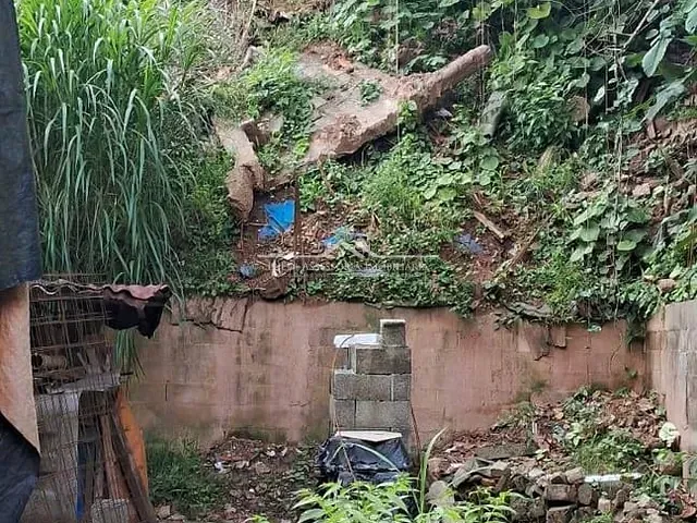 Casa com 232m² 2 quartos e 2 banheiros, à venda, no bairro Jardim Santa Terezinha (Zona Leste) em São Paulo