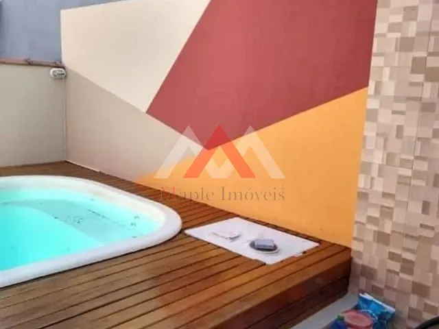 Casa com 220m² 4 quartos e 3 banheiros, à venda, no bairro Itaipu em Niterói