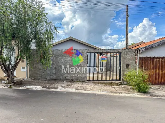Casa com 160m² 2 quartos e 1 banheiro, à venda ou para alugar, no bairro Conjunto Habitacional Hélio Nicolai em Itapira