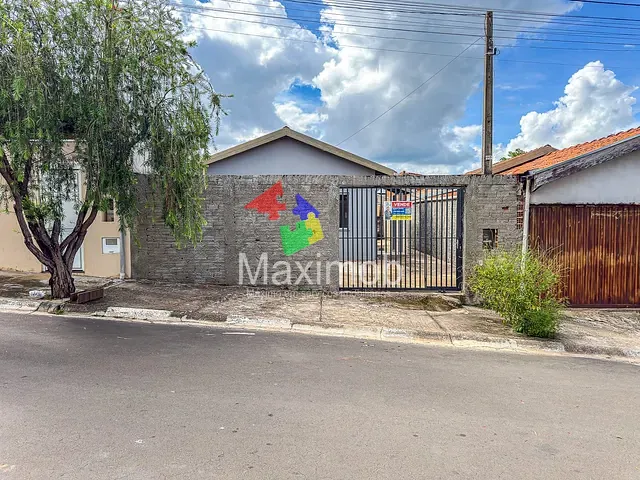 Casa com 160m² 2 quartos e 1 banheiro, à venda ou para alugar, no bairro Conjunto Habitacional Hélio Nicolai em Itapira