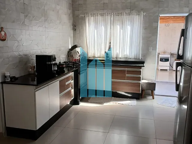 Casa 2 quartos e 2 banheiros, à venda, no bairro Loteamento Residencial Tiradentes em Poços de Caldas