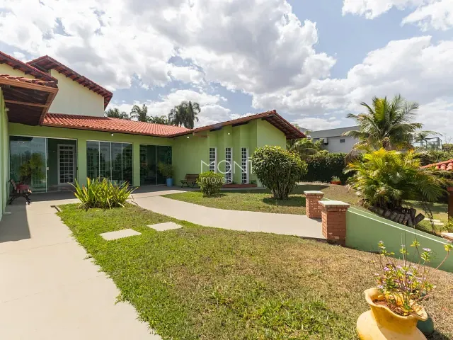 Casa 4 quartos e 5 banheiros, à venda, no bairro Park Way em Brasília