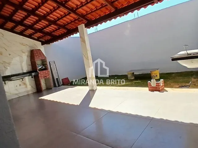 Casa 3 quartos e 2 banheiros, à venda, no bairro Pontal Sul - Acréscimo em Aparecida de Goiânia