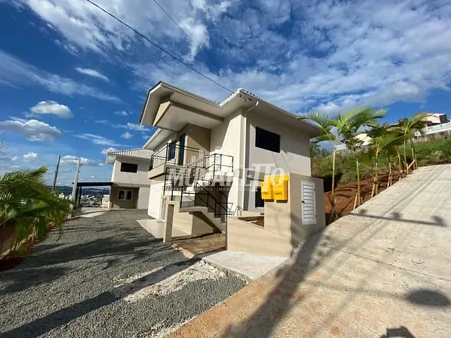 Casa com 70m² 3 quartos e 1 banheiro, para alugar, no bairro Itaíba em Concórdia
