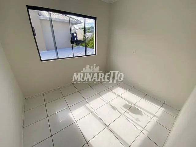 Casa com 70m² 3 quartos e 1 banheiro, para alugar, no bairro Itaíba em Concórdia