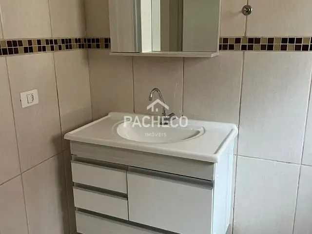 Casa com 150m² 3 quartos e 1 banheiro, à venda, no bairro Jardim São Francisco em Santa Bárbara d'Oeste