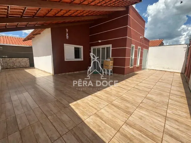 Casa com 200m² 2 quartos e 2 banheiros, à venda, no bairro Vila Arquelau em Uberaba