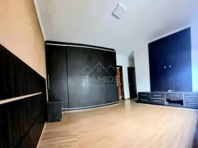 Casa com 300m² 3 quartos e 3 banheiros, à venda, no bairro Jardim das Hortênsias em Poços de Caldas