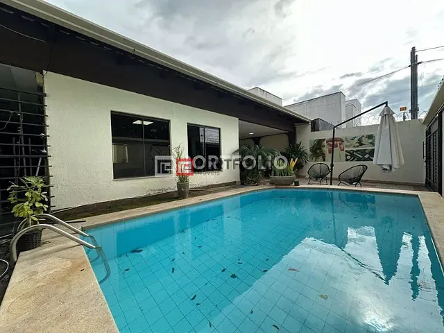 Casa com 393m² 5 quartos e 7 banheiros, à venda, no bairro Setor Nova Suiça em Goiânia