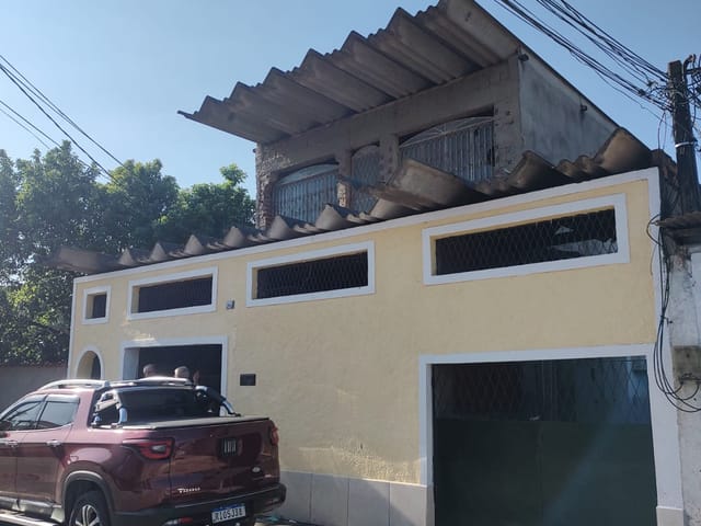 Casa 2 quartos e 1 banheiro, à venda, no bairro Senador Vasconcelos em Rio de Janeiro