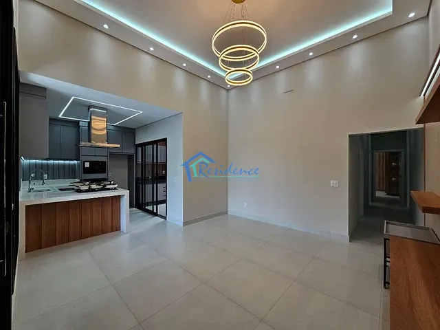 Casa com 200m² 3 quartos e 4 banheiros, à venda, no bairro Vila Rubens em Indaiatuba