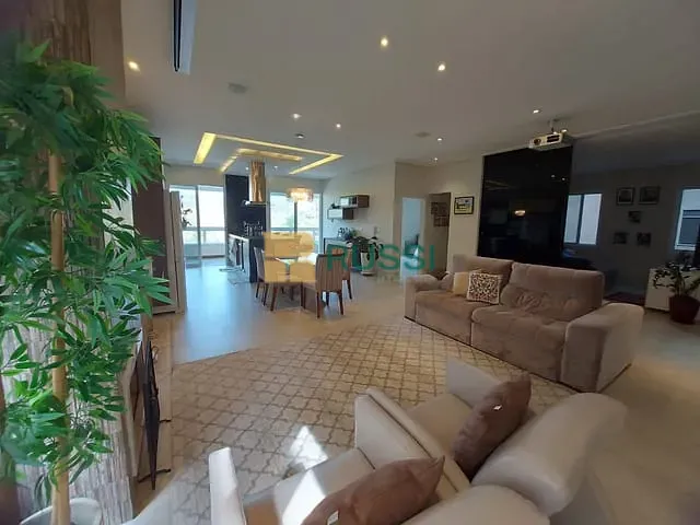 Casa 3 quartos e 4 banheiros, à venda, no bairro Condomínio Residencial Alphaville II em São José dos Campos