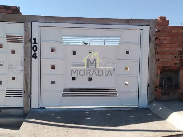 Casa com 200m² 3 quartos e 3 banheiros, à venda, no bairro Residencial Conquista em Guaxupé