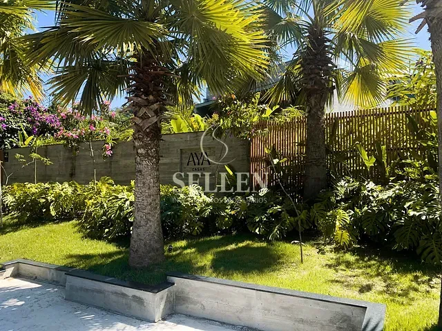 Casa 4 quartos e 1 banheiro, à venda, no bairro Praia do Estaleiro em Balneário Camboriú