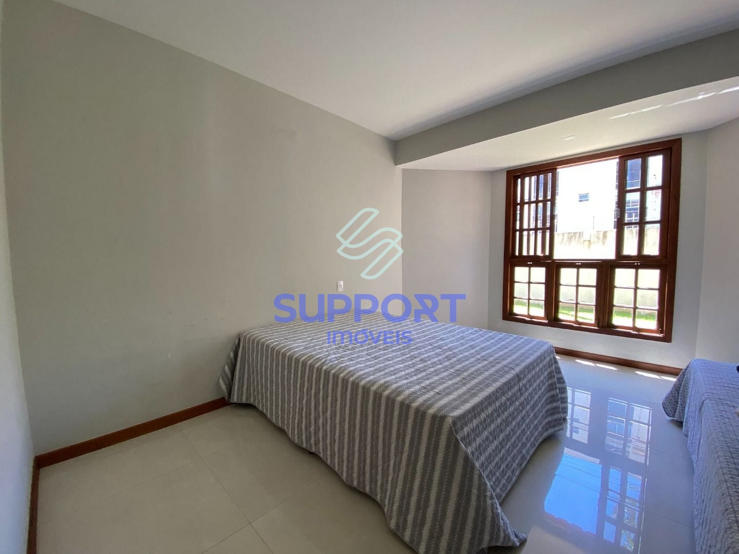 Casa, 6 quartos, 215 m² - Foto 14