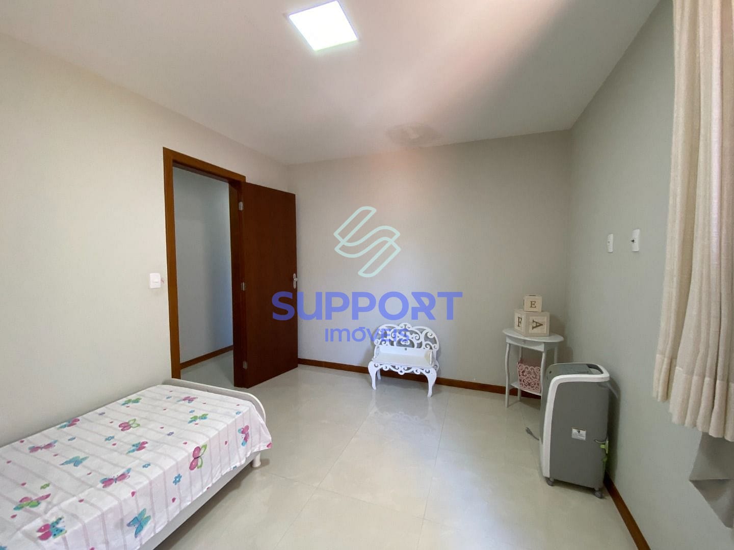 Casa, 6 quartos, 215 m² - Foto 28