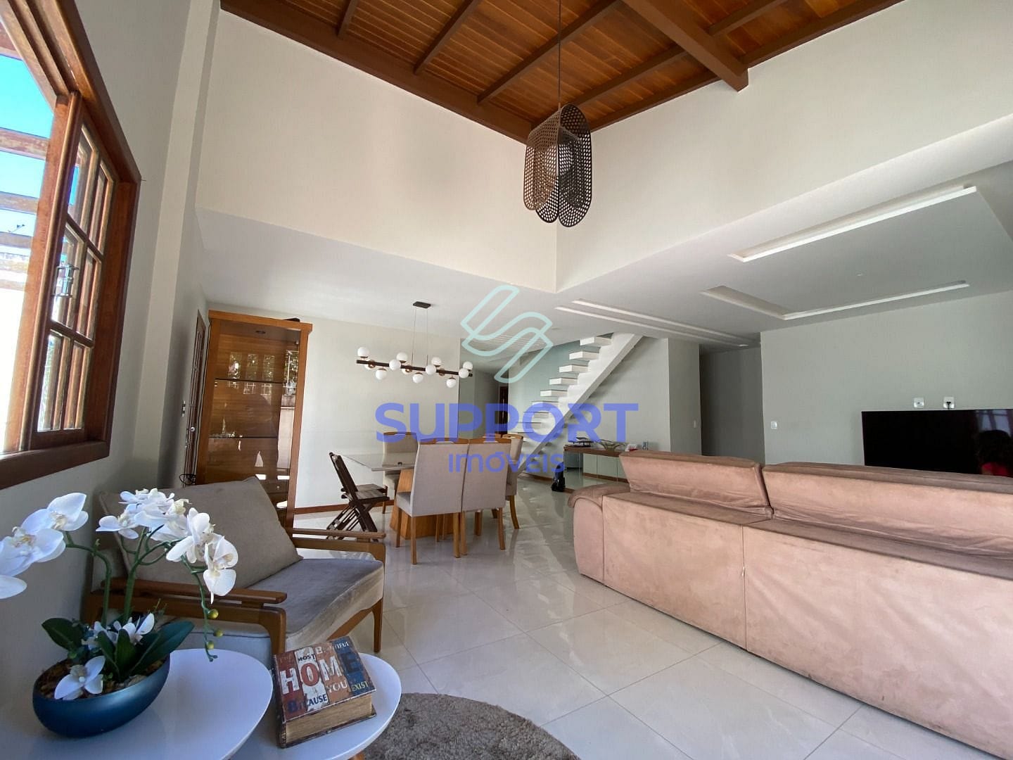 Casa, 6 quartos, 215 m² - Foto 8