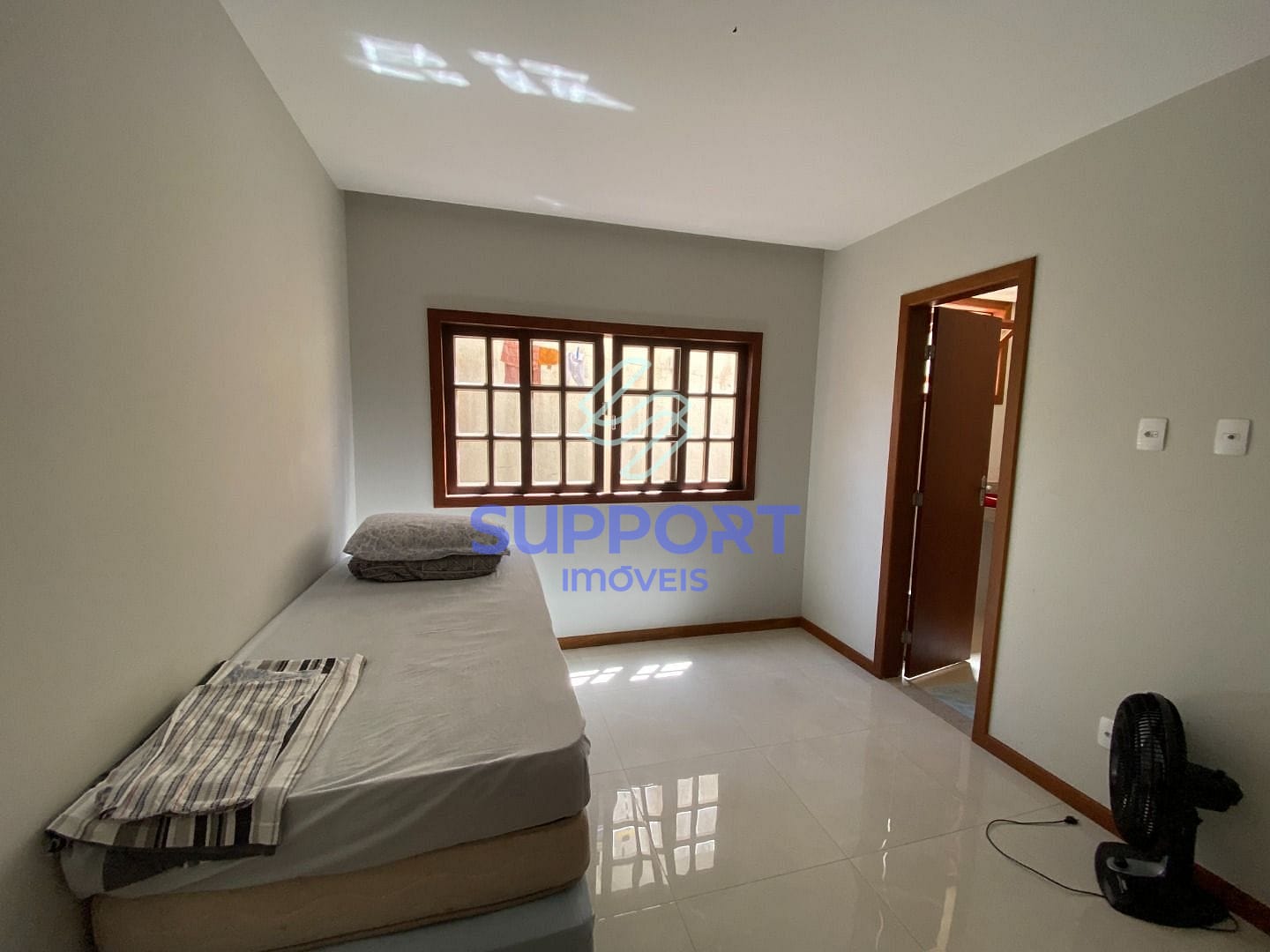 Casa, 6 quartos, 215 m² - Foto 17