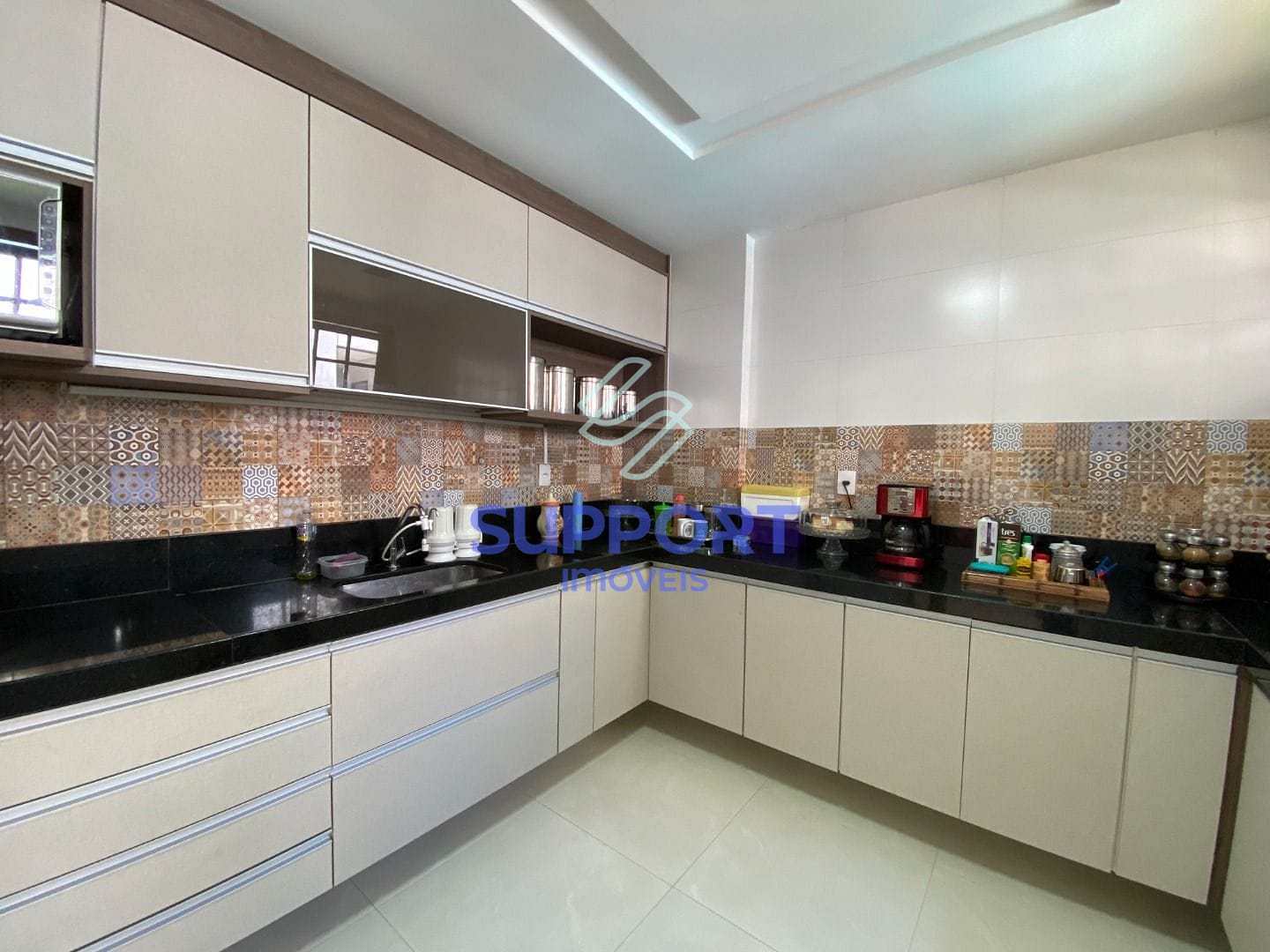 Casa, 6 quartos, 215 m² - Foto 22