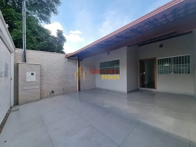 Casa com 180m², à venda, no bairro Santa Amélia em Belo Horizonte