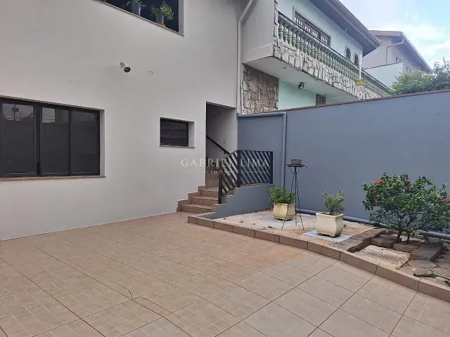 Casa 3 quartos e 4 banheiros, à venda, no bairro Jardim Paulista I em Jundiaí